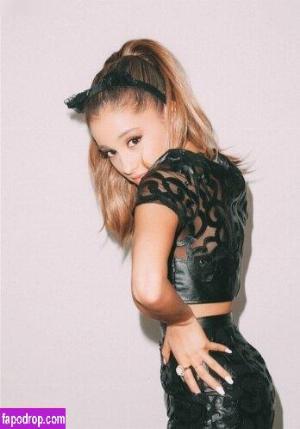 Ariana Grande слив #0545