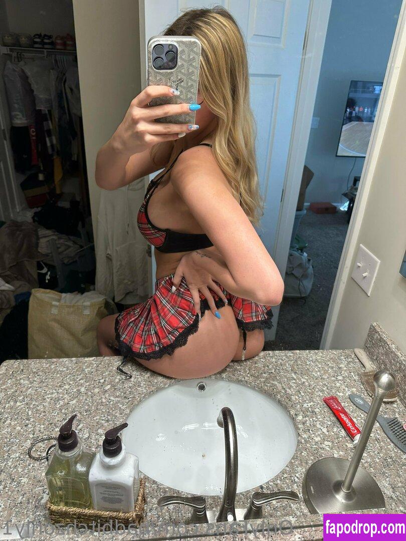 Emily Trapp / badbitchzonly1 / emilyytrapp leak of nude photo #0014 from OnlyFans or Patreon