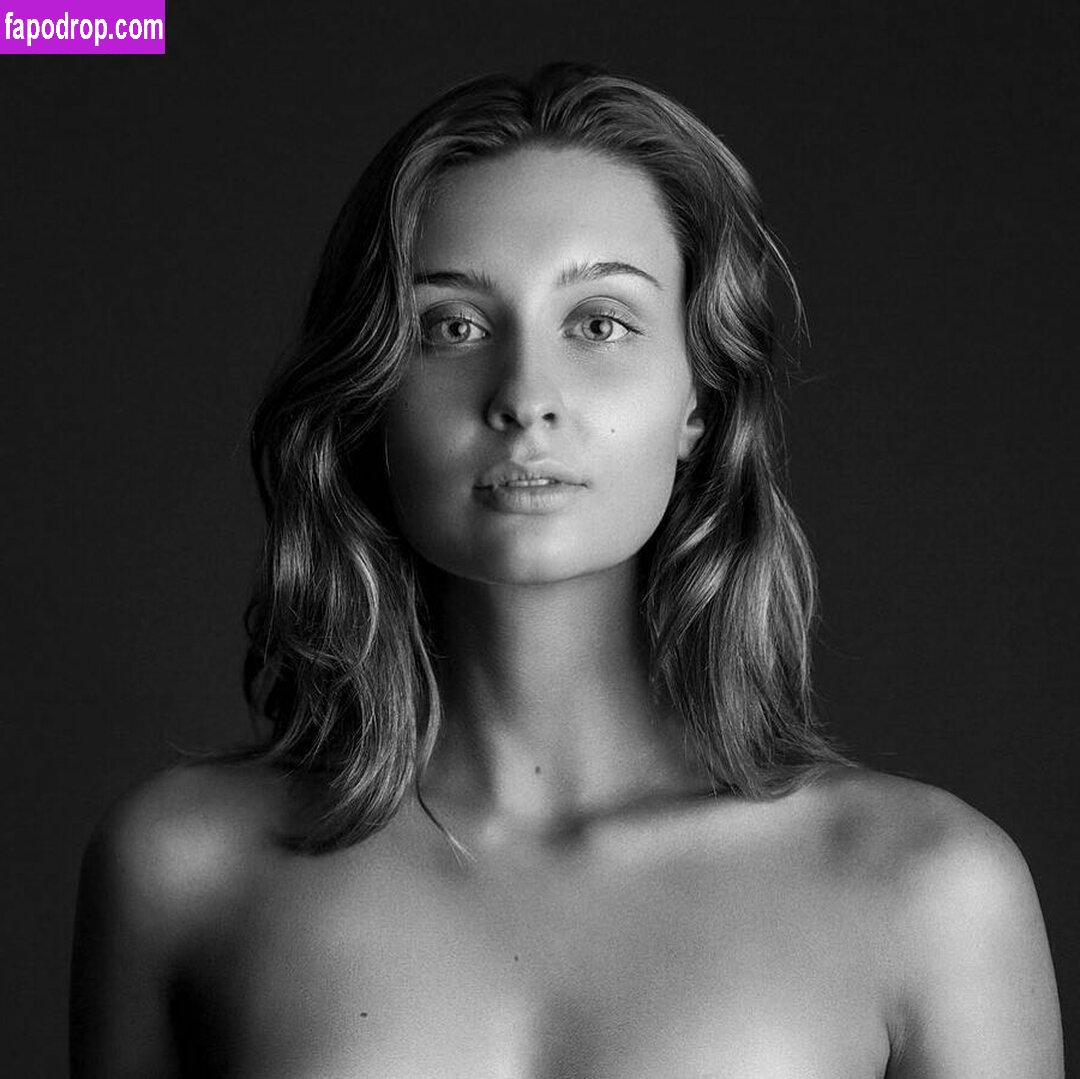 Emma Amelia / emmaamelia / emmaameliashao leak of nude photo #0008 from OnlyFans or Patreon