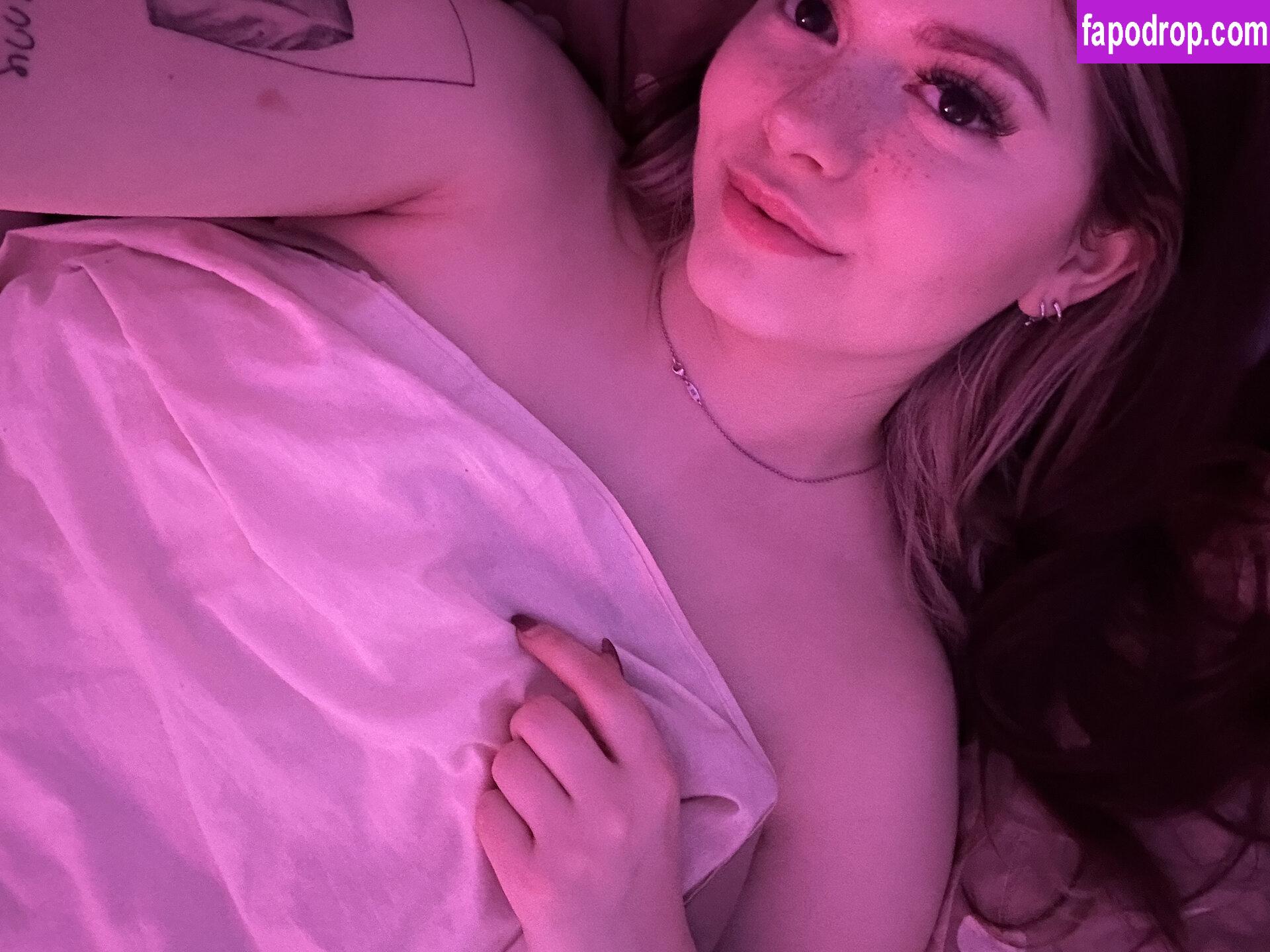 Fenelia /  leak of nude photo #0011 from OnlyFans or Patreon