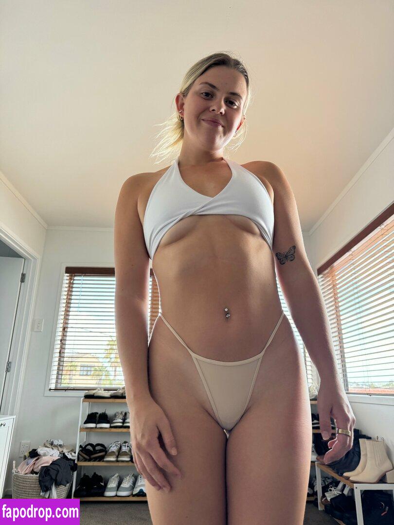 Phoebe Harris / phoebeharris / phoebeharrisx leak of nude photo #0023 from OnlyFans or Patreon