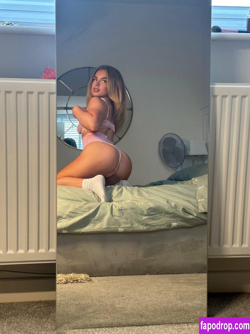 Ellie Green / ellie.a.green / witchbitch47 leak of nude photo #0017 from OnlyFans or Patreon