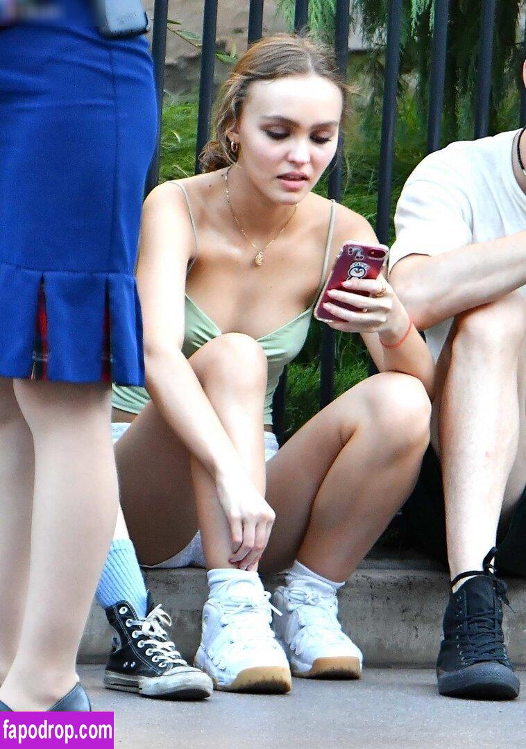 Lily-Rose Depp / lilyrose_depp / lilyrosemeldepp leak of nude photo #0073 from OnlyFans or Patreon