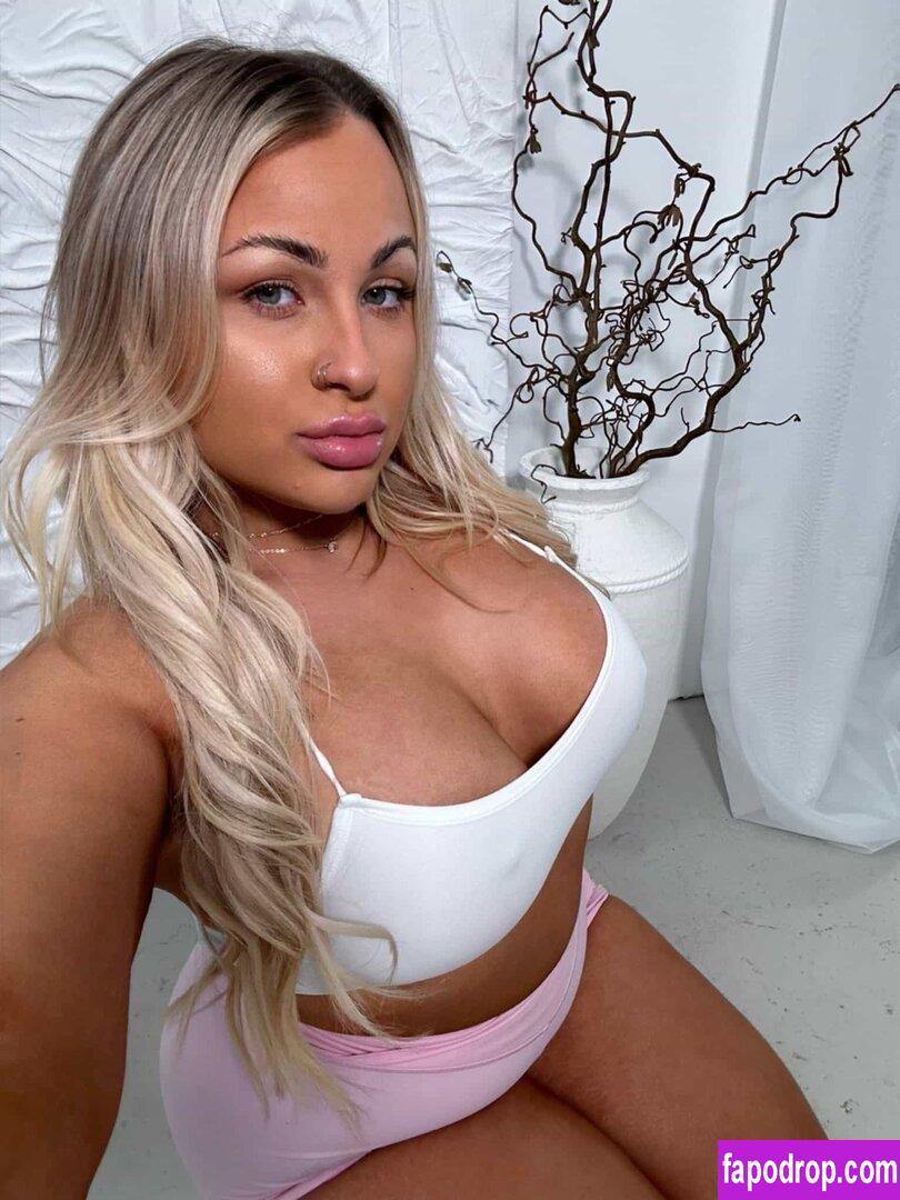 Abbie Carroll / abbcrrll / abbiecarroll_x / abcrrll leak of nude photo #0033 from OnlyFans or Patreon