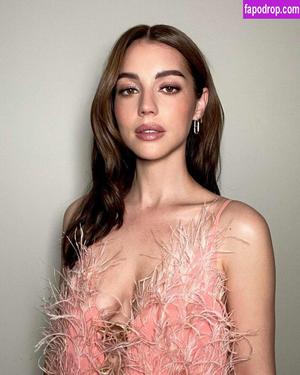 Adelaide Kane photo #0018