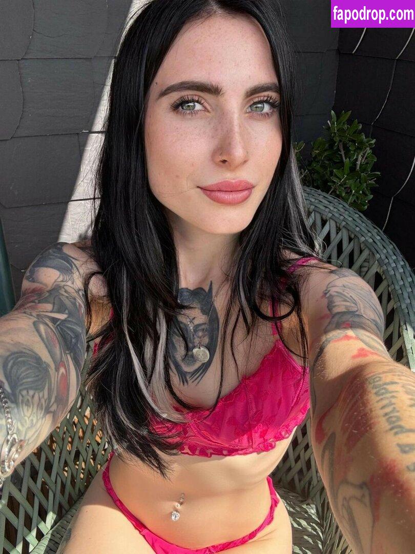 aileenaddams / clingyy.aileen / emilyaddamsofficial leak of nude photo #0002 from OnlyFans or Patreon