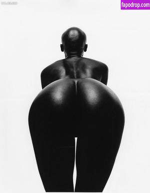 Alek Wek фото #0005