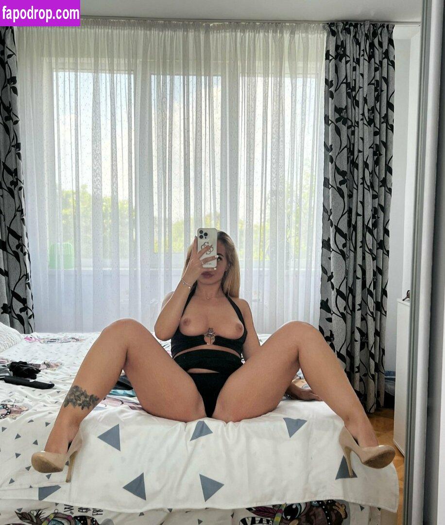 Alexandraq / alexandra21a leak of nude photo #0018 from OnlyFans or Patreon