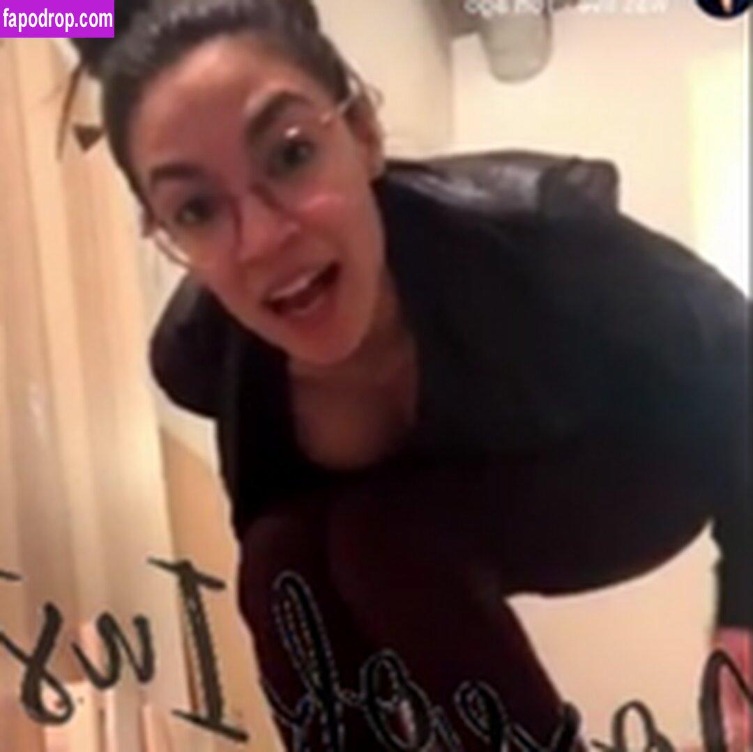 Alexandria Ocasio-Cortez / AOC leak of nude photo #0051 from OnlyFans or Patreon