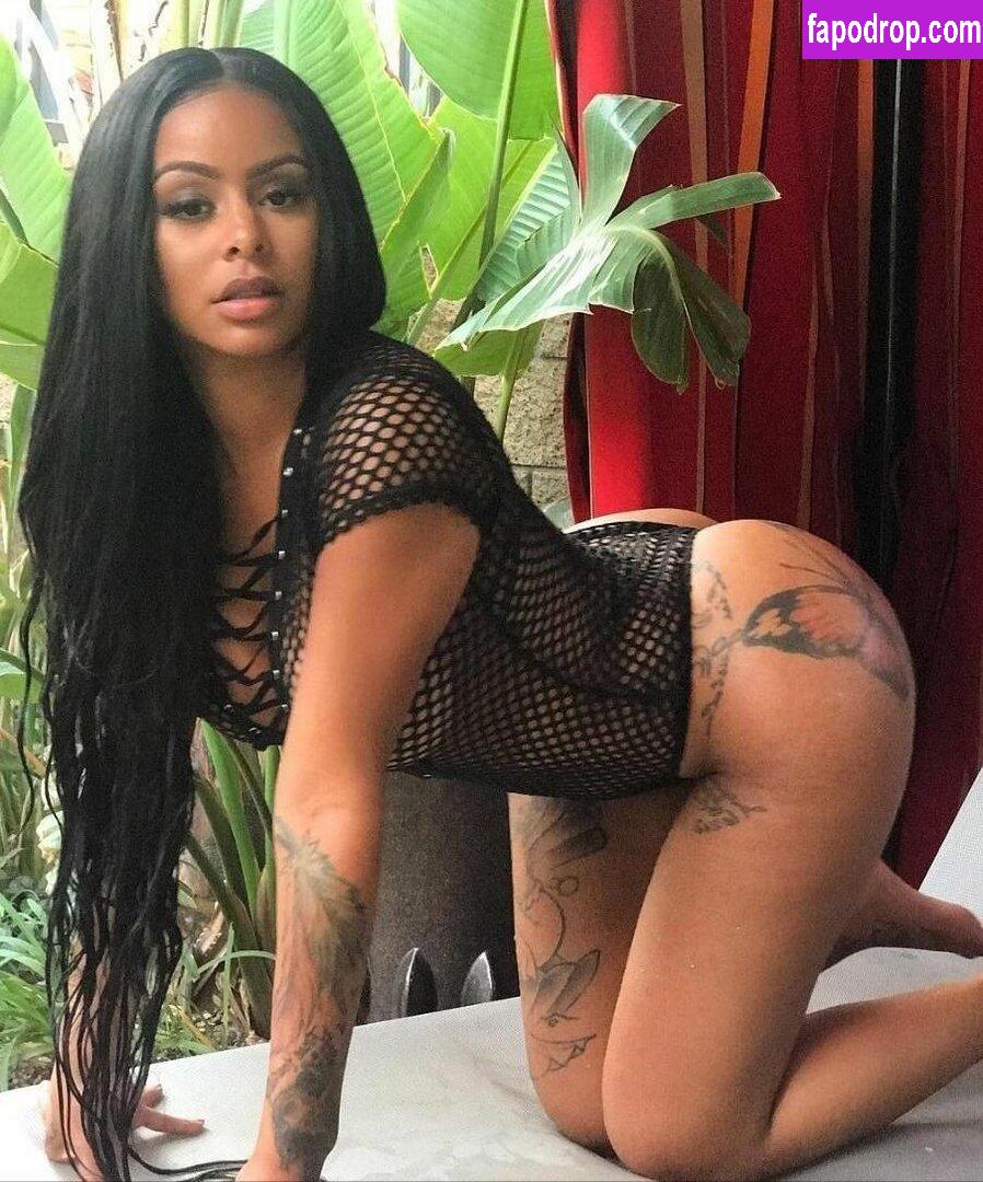 Alexisskyy / alexisskyy_ leak of nude photo #0006 from OnlyFans or Patreon