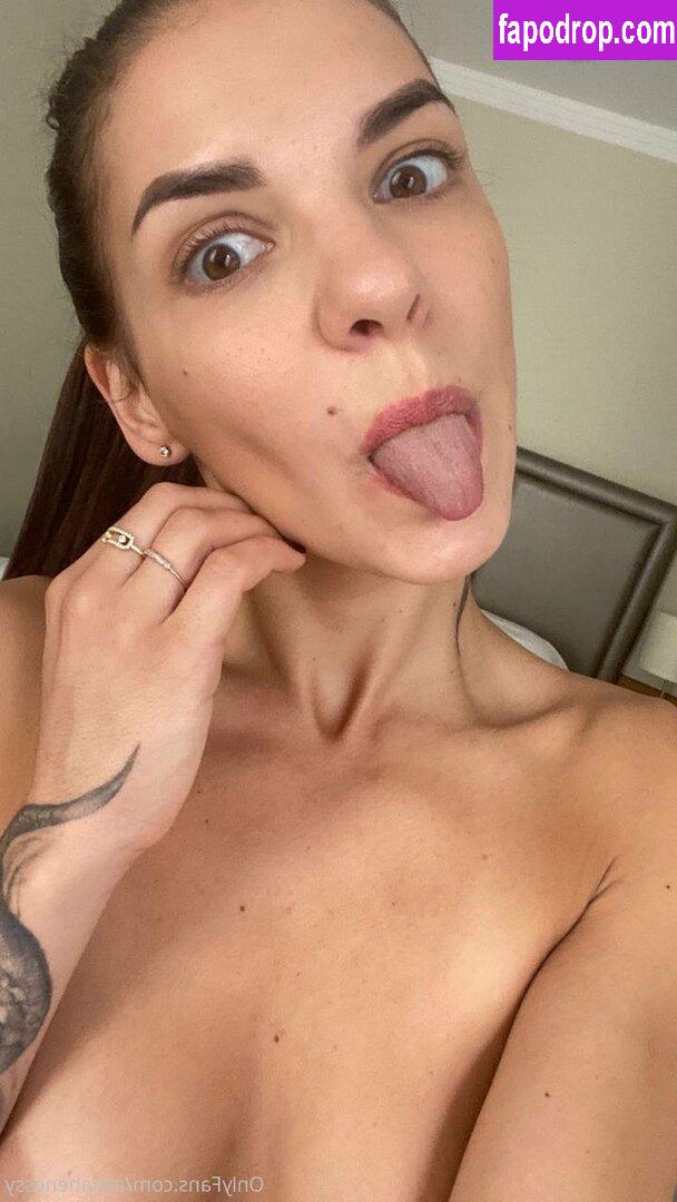 alinahenessy / henessyalina leak of nude photo #0058 from OnlyFans or Patreon