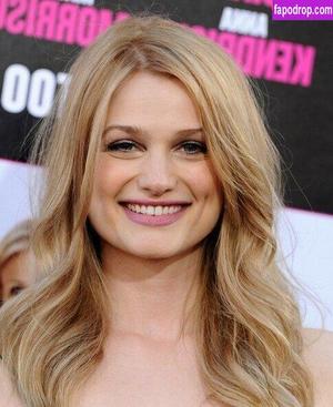 Alison Sudol photo #0007