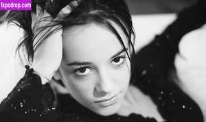 Alizee photo #0077