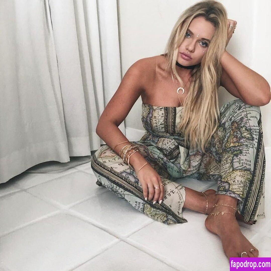 Alli Simpson / allisimpson слитое обнаженное фото #0010 с Онлифанс или Патреон