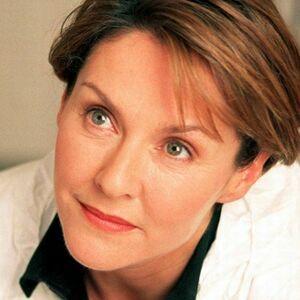 Amanda Burton слив #0032