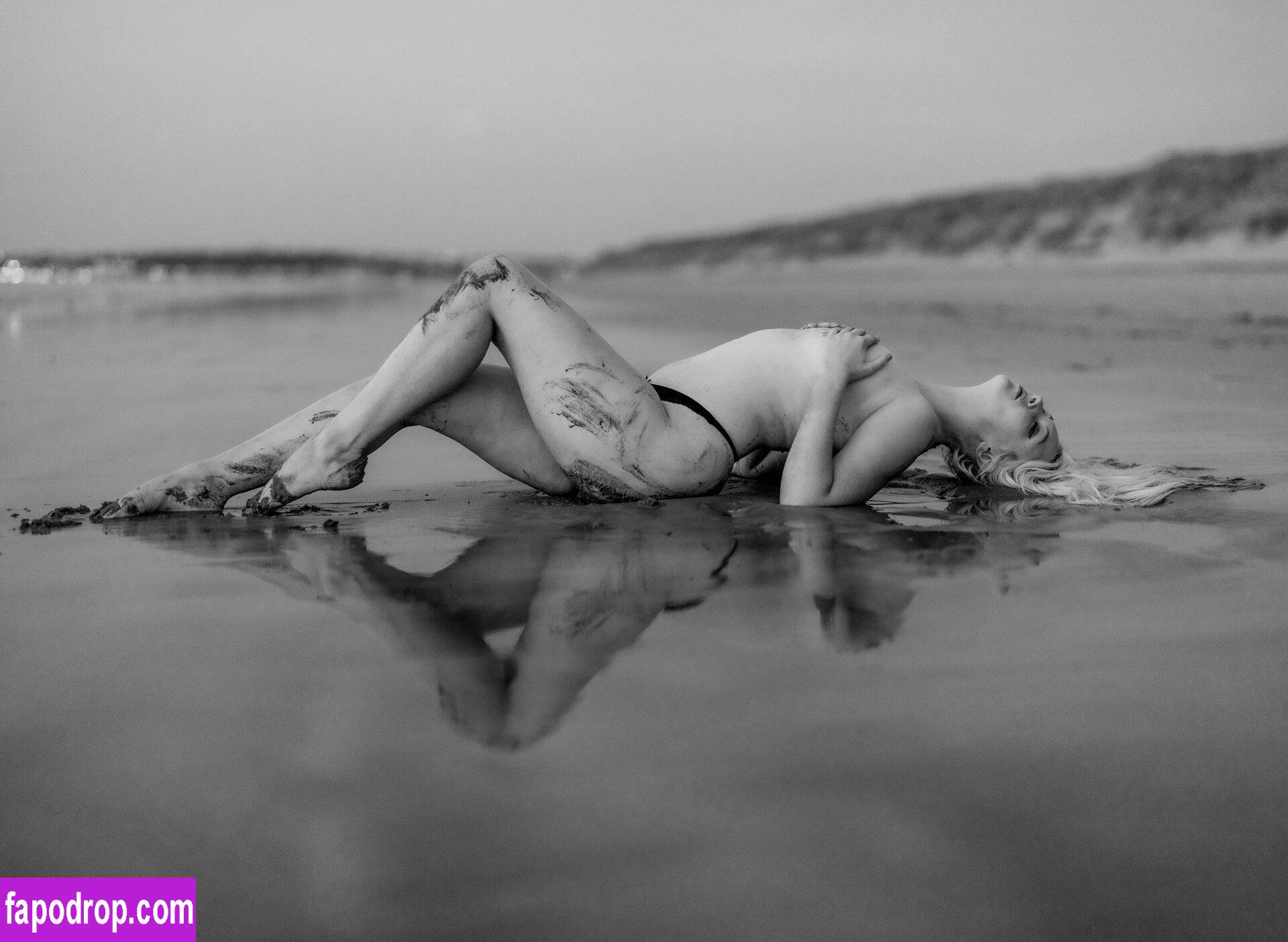 Amber Farndon / amberfarndon / amberjff leak of nude photo #0051 from OnlyFans or Patreon