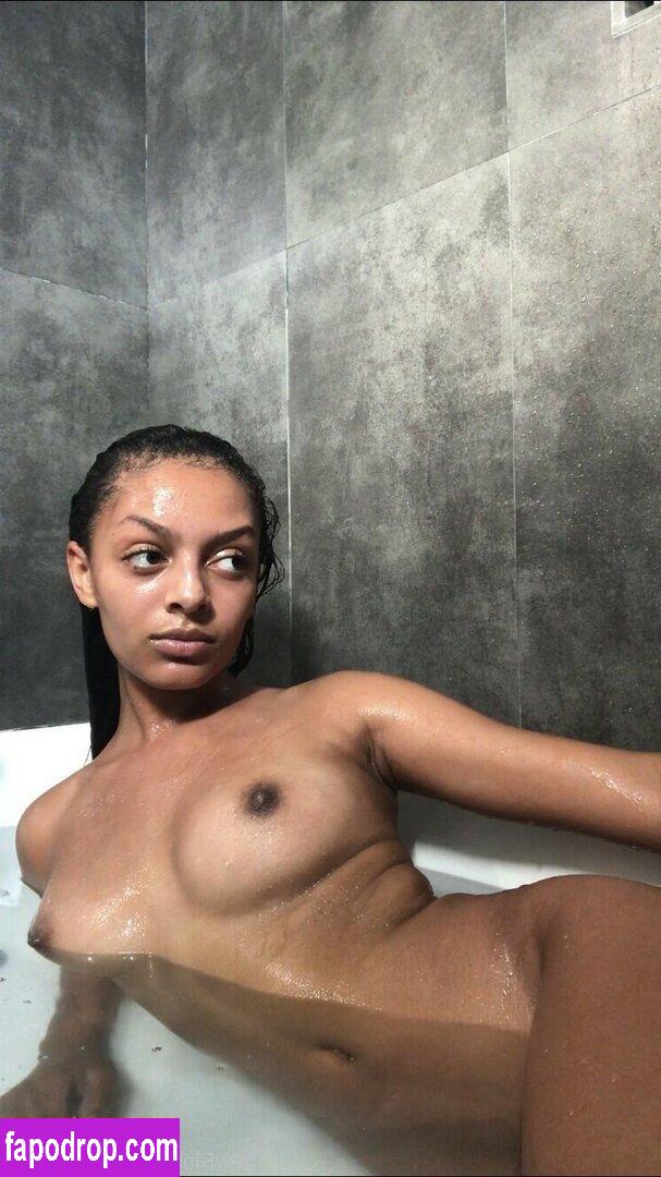 Anais Martin / anais.martin / official.anaiis leak of nude photo #0005 from OnlyFans or Patreon