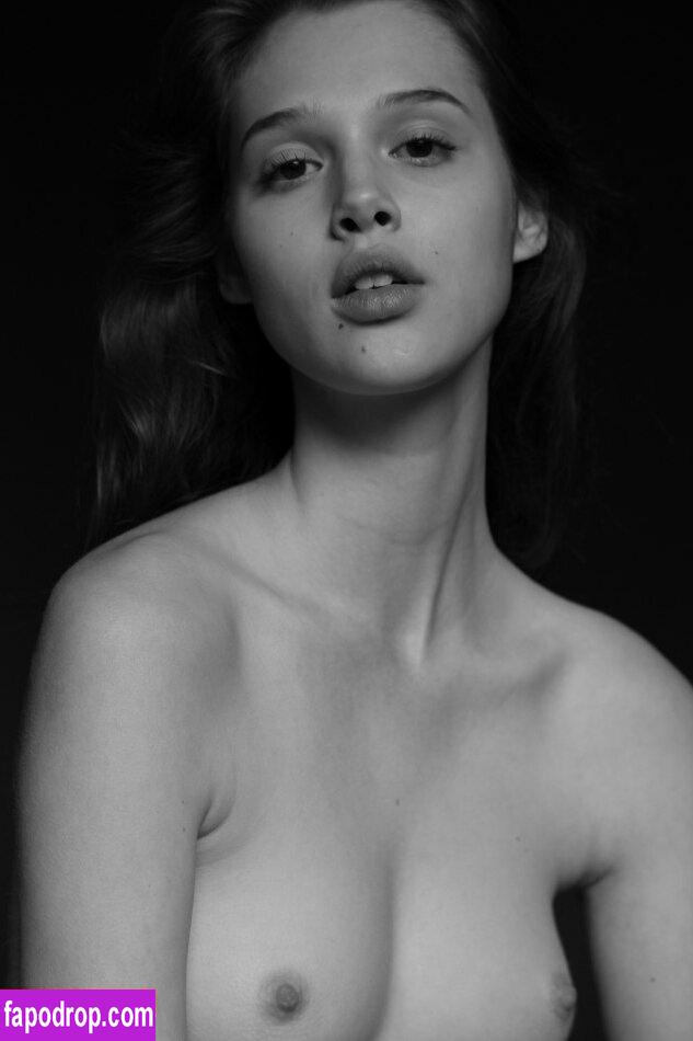 Anais Pouliot / anais_pouliot leak of nude photo #0011 from OnlyFans or Patreon