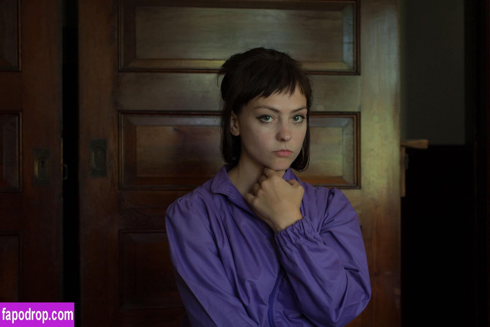 Angel Olsen / angelolsen / angelolsenmusic leak of nude photo #0004 from OnlyFans or Patreon