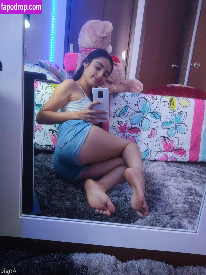 Angieefeet / angieefootmodel / angiefootmodel_fans leak of nude photo #0061 from OnlyFans or Patreon