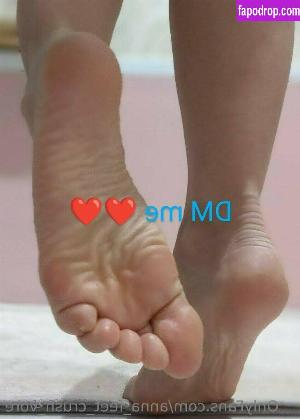 anna_feet_crush_vore слив #0054