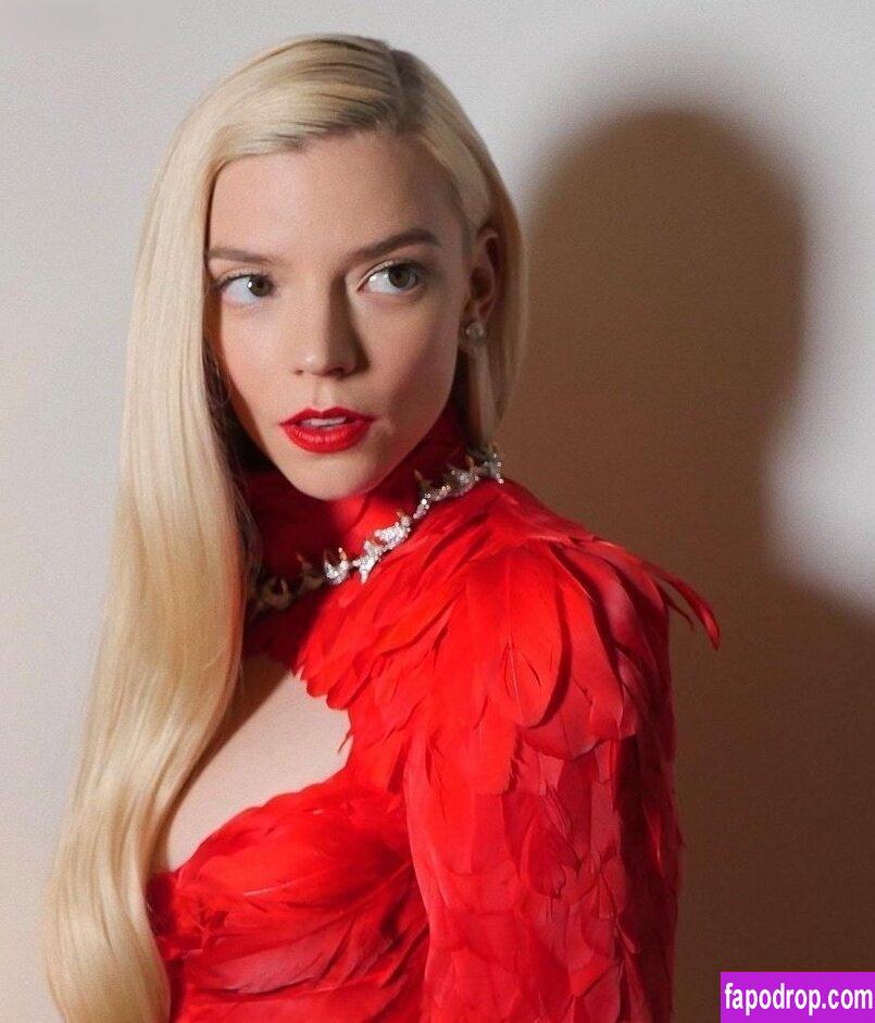 Anya Taylor-Joy / anyataylorjoy / taylorjoyvip слитое обнаженное фото #1504 с Онлифанс или Патреон