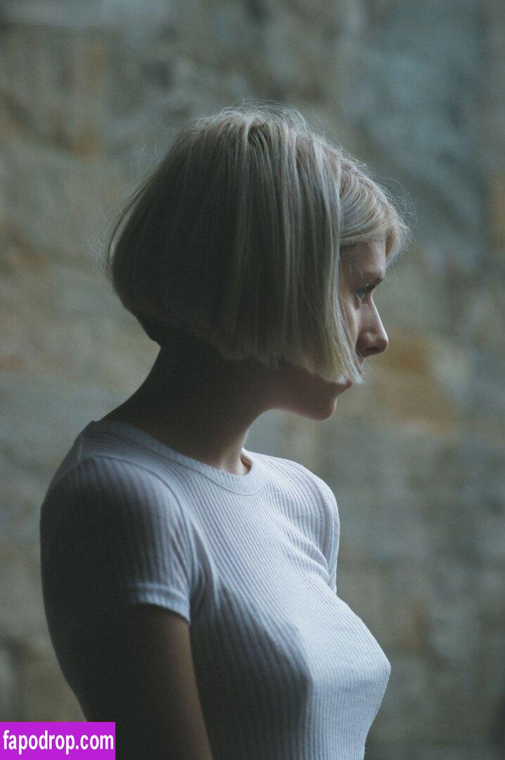 Aurora Aksnes / auroramusic / singer слитое обнаженное фото #0205 с Онлифанс или Патреон