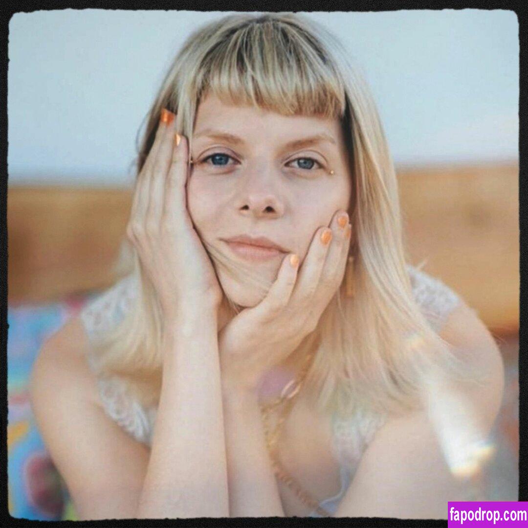 Aurora Aksnes / auroramusic / singer слитое обнаженное фото #0247 с Онлифанс или Патреон