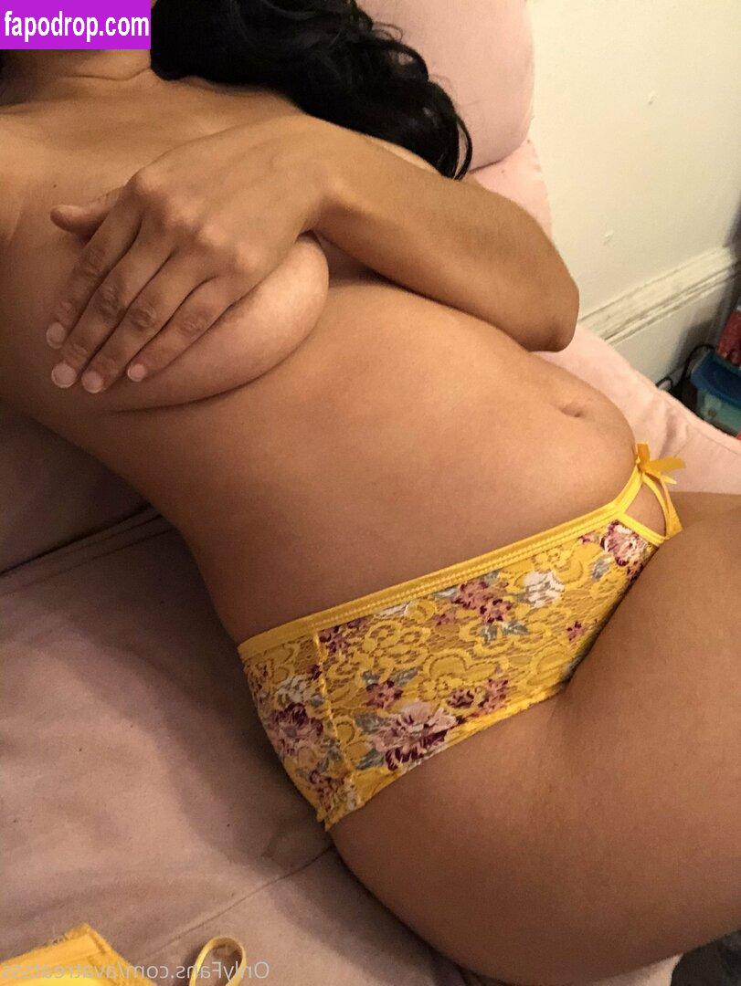 avatreatsss / avaxreyess leak of nude photo #0004 from OnlyFans or Patreon