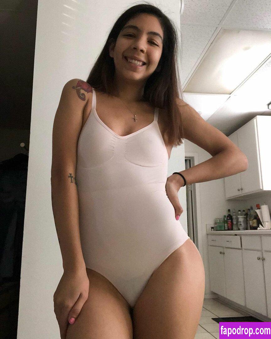 B0ngucci / yeezitaughtme leak of nude photo #0022 from OnlyFans or Patreon