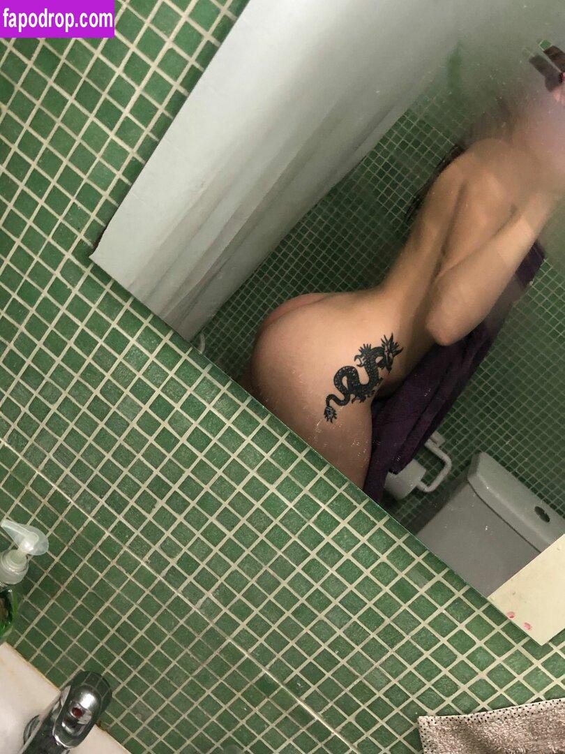 Babygirl69 / Itsbritneybitchhx / yourbabygurl21 leak of nude photo #0009 from OnlyFans or Patreon