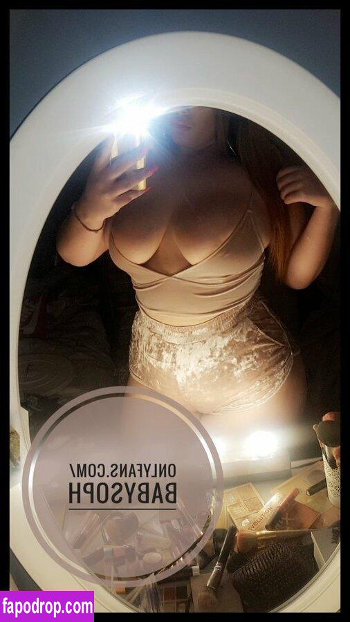 babysoph / Babysophxo / Soph / xo_s_r_xo слитое обнаженное фото #0006 с Онлифанс или Патреон