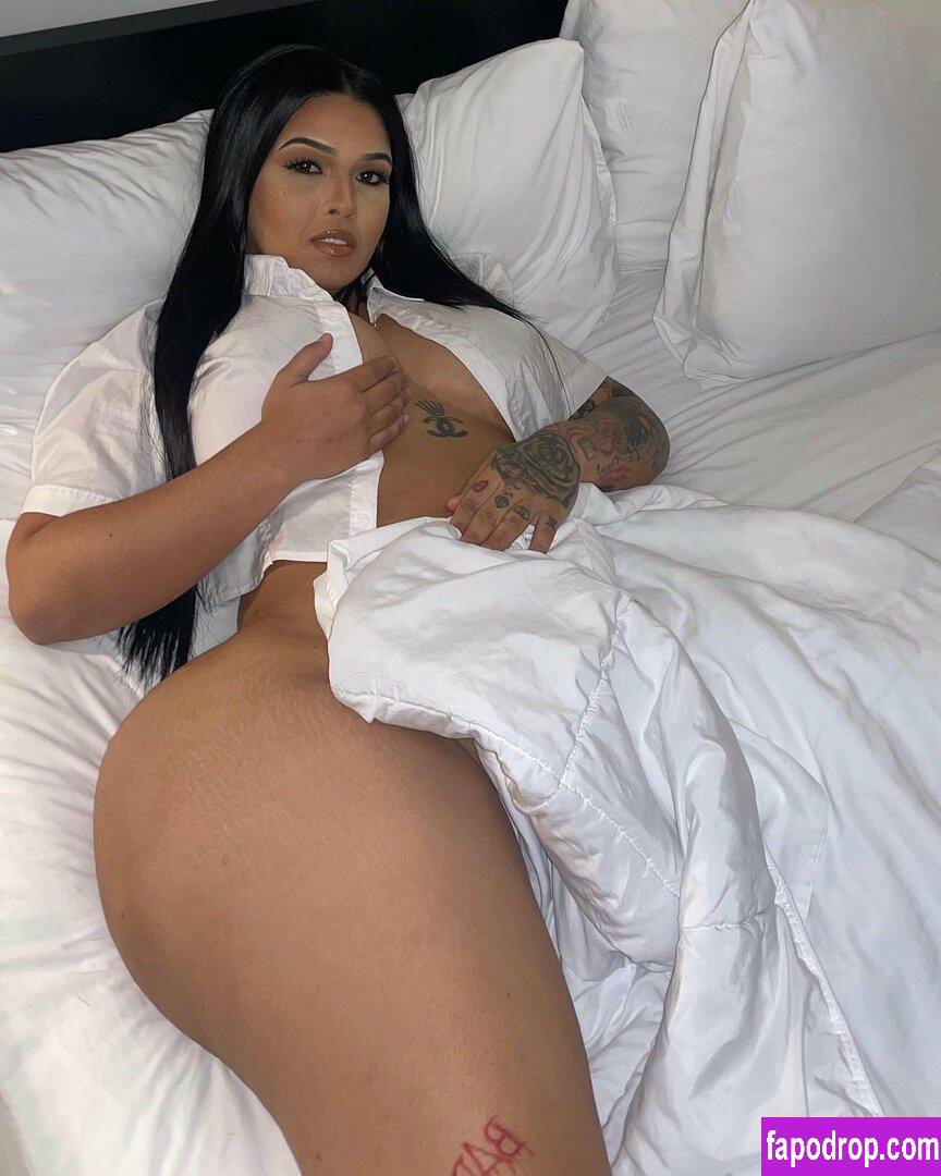 Badpenelope / 0penelope11 / vonmarye0 leak of nude photo #0011 from OnlyFans or Patreon