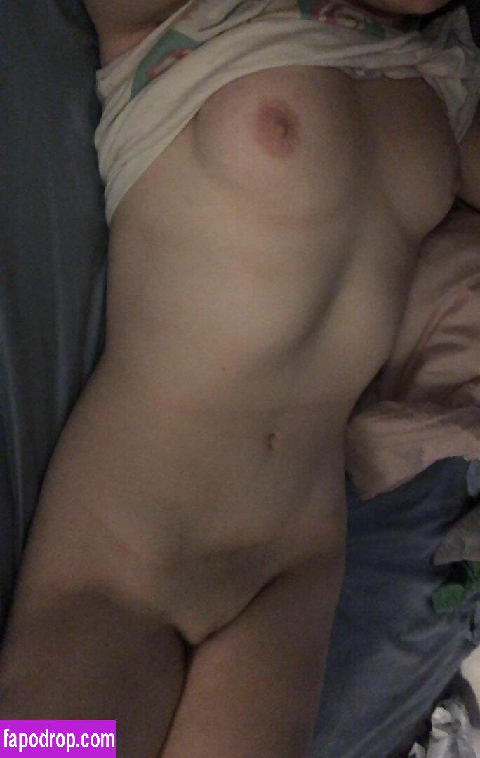 bambibaby6 / bambibaby / bambibaby716 / lonelystudentloans leak of nude photo #0031 from OnlyFans or Patreon