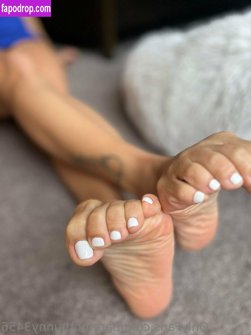 barefootbunny3456 / nynaeve56 leak of nude photo #0031 from OnlyFans or Patreon