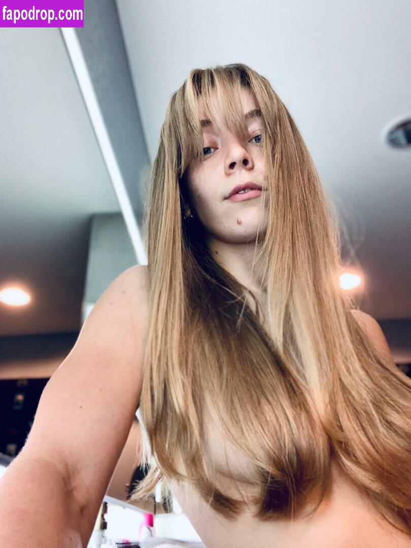 Becky Hill / beckyhill leak of nude photo #0014 from OnlyFans or Patreon