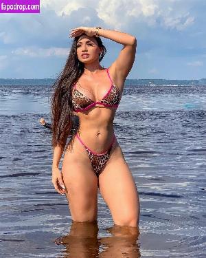 Bella Araujo leak #0003