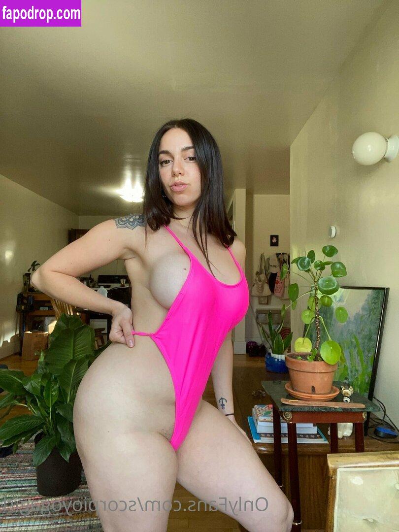 Bendy Lola / scorpioyogagirl leak of nude photo #0040 from OnlyFans or Patreon