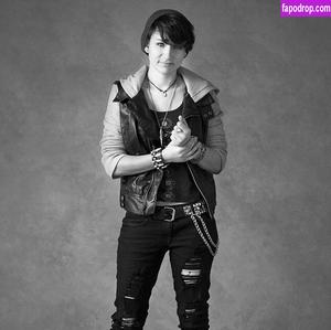 Bex Taylor-Klaus слив #0010