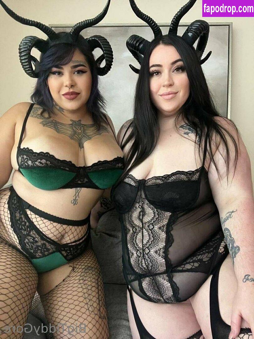 bigtiddygore6 / bigtiddygothgf66 leak of nude photo #0115 from OnlyFans or Patreon