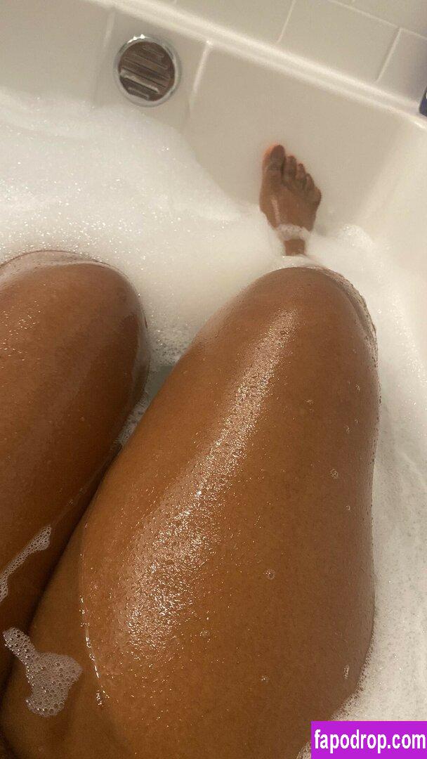 blaxkbunny / black_bunni_22 / fhilladoll / theyenvydiamondd_ leak of nude photo #0003 from OnlyFans or Patreon