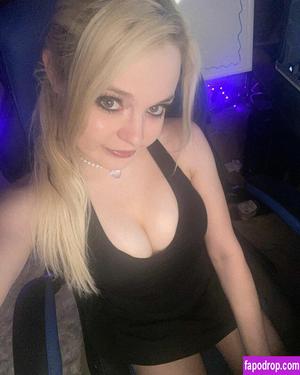 blondiewondie photo #0107