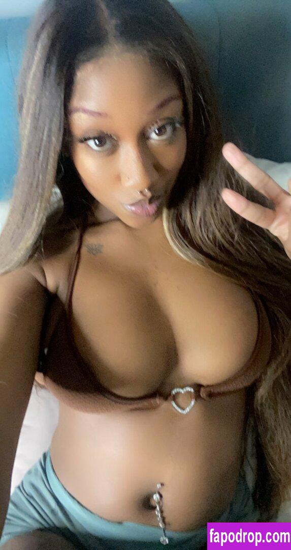 Bobby_111 / Bobbyyy_111 / bobby111 / niyahh.aa leak of nude photo #0012 from OnlyFans or Patreon