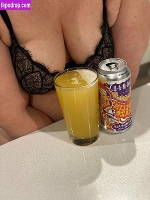 boobs-beer leak #0003