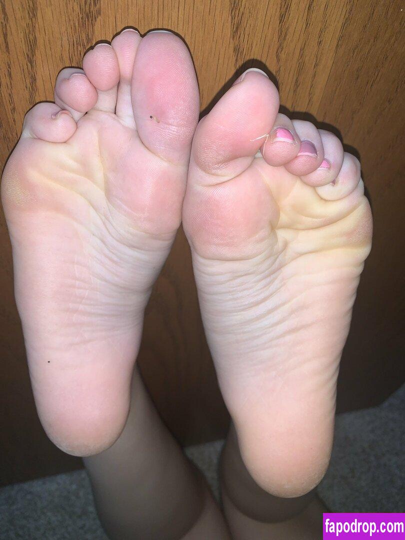 Brees_feet1