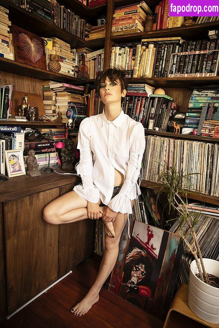 Brigette Lundy-Paine / briiiiiiiiiig слитое обнаженное фото #0019 с Онлифанс или Патреон