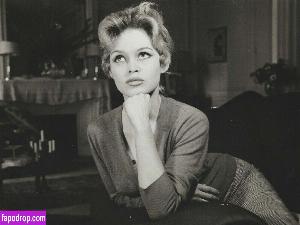 Brigitte Bardot слив #0096
