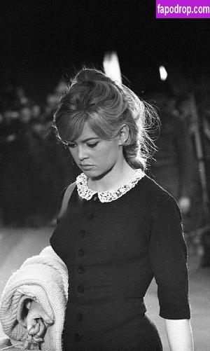 Brigitte Bardot слив #0102