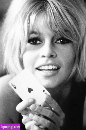 Brigitte Bardot слив #0105