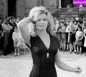 Brigitte Bardot слив #0114
